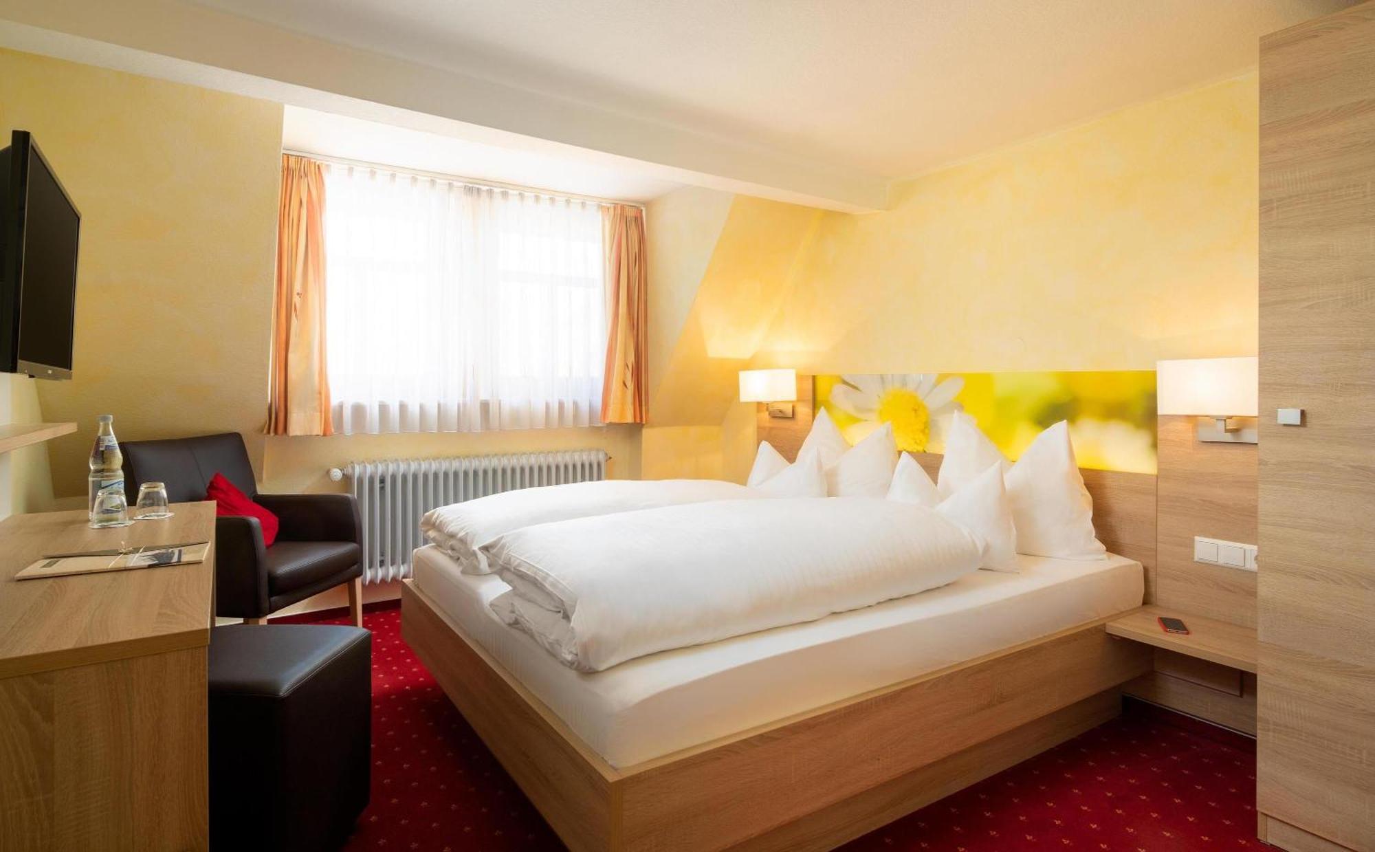 Hotel & Restaurant Post Laichingen Kültér fotó
