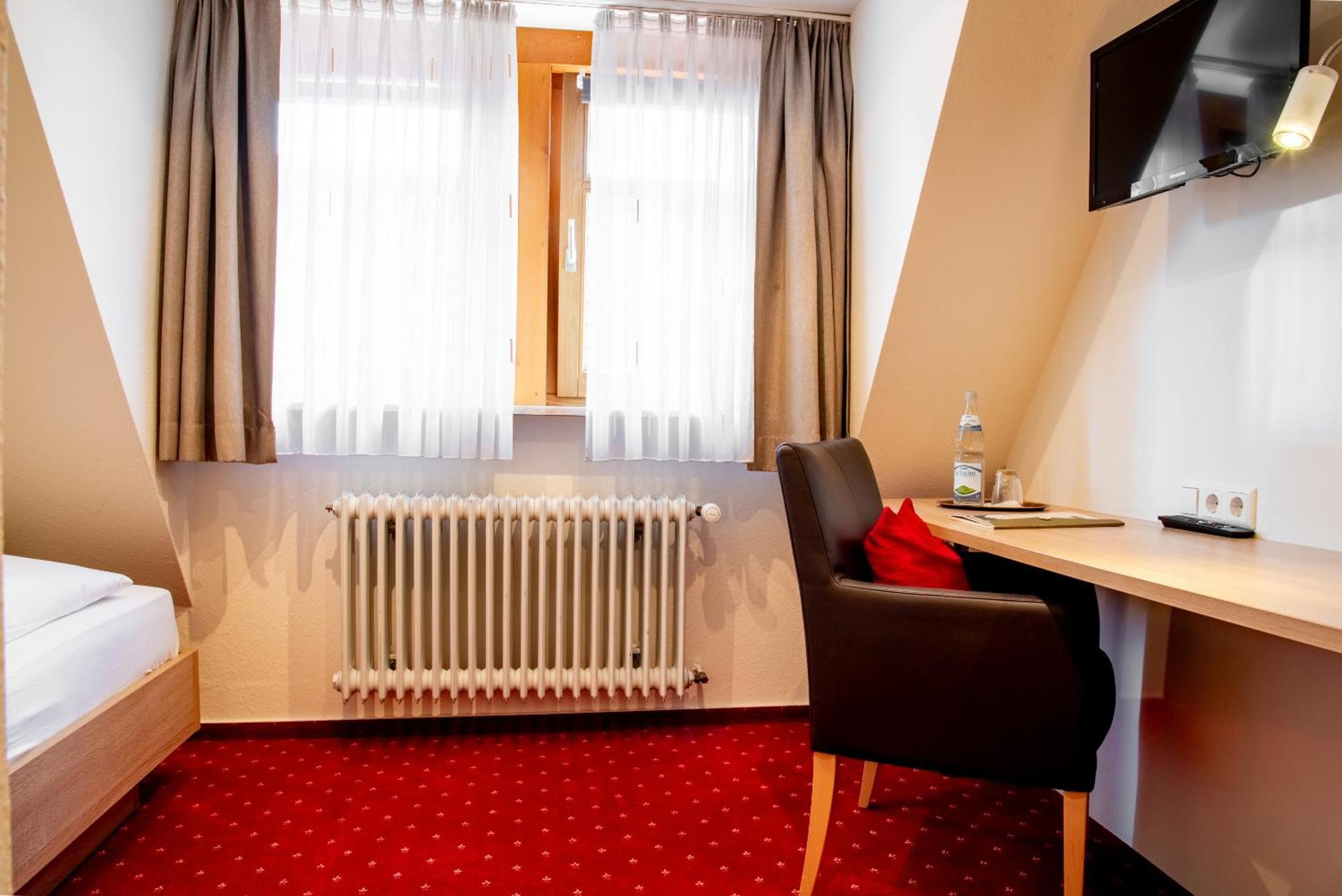 Hotel & Restaurant Post Laichingen Kültér fotó